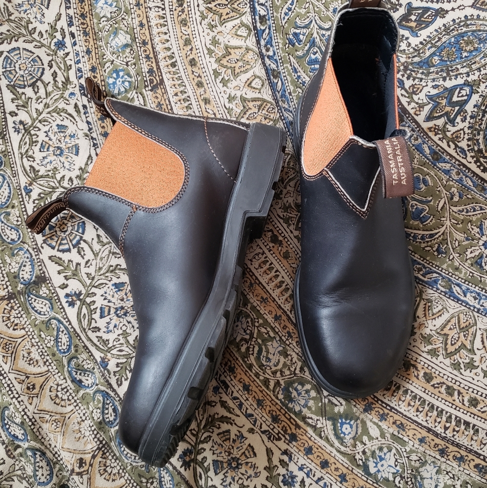 Blundstone Chelsea Boots size 10.5 EXCELLENT !!
